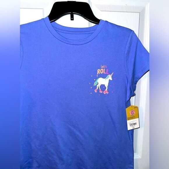 Girls XL Purple t-shirt w/Unicorn on Skates - NWT - Picture 2 of 6